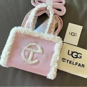 Ugg pink bag hotsell